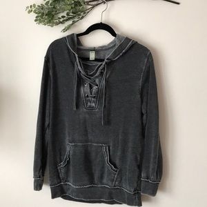 Grey sweatshirt